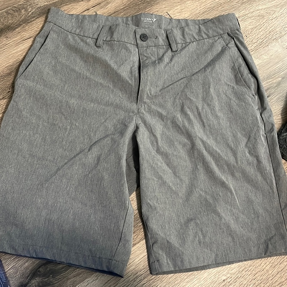 Active 33 shorts